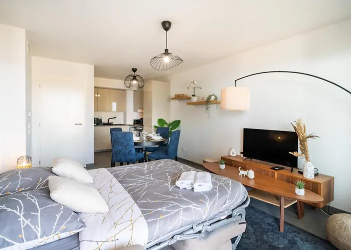 Apartmán 5mn Monaco - Terrasse - Vue - Parking - Bd Beausoleil